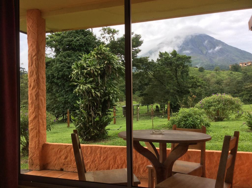 Cabinas Los Guayabos Hotel La Fortuna Szoba fotó