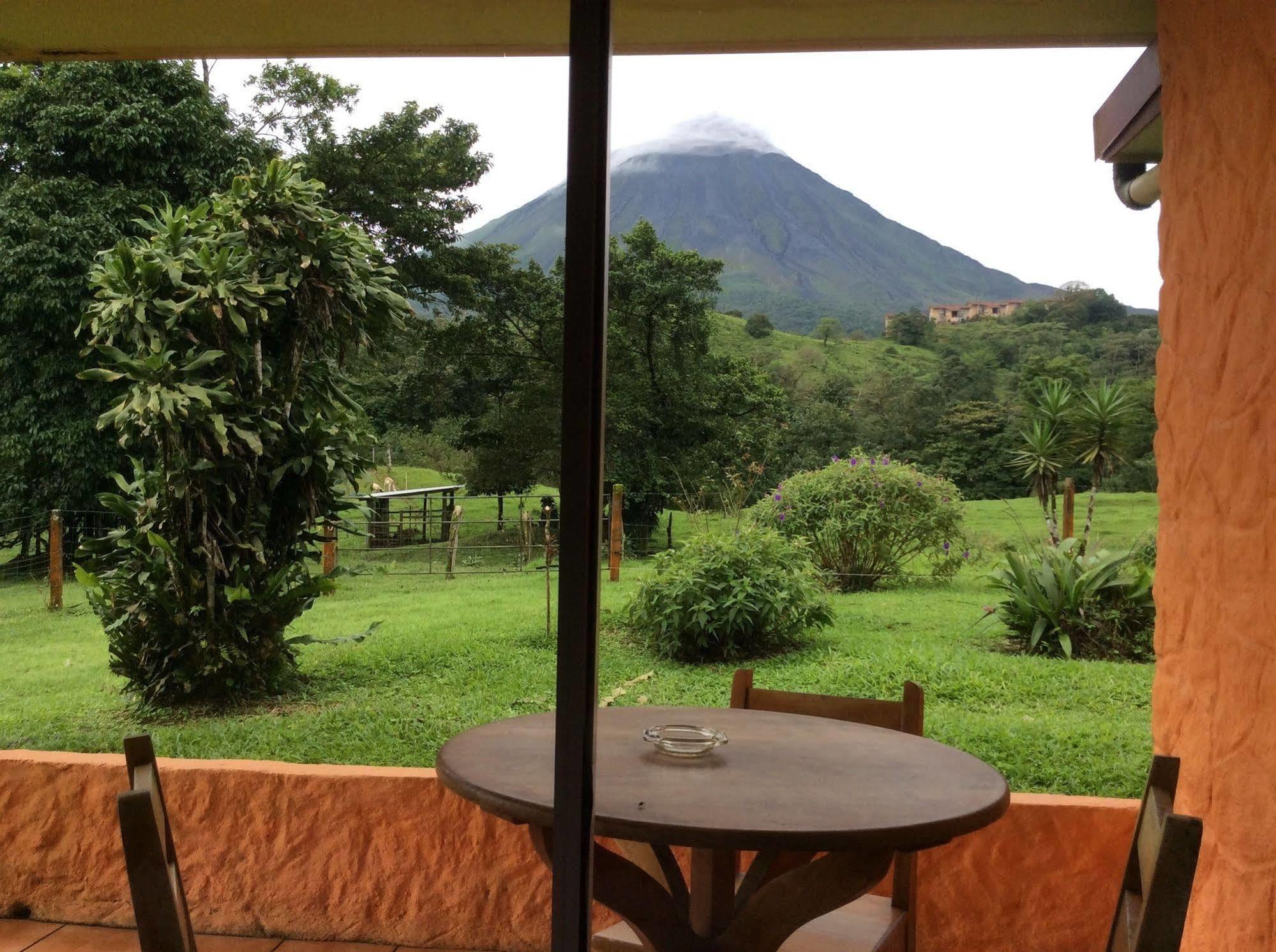 Cabinas Los Guayabos Hotel La Fortuna Kültér fotó