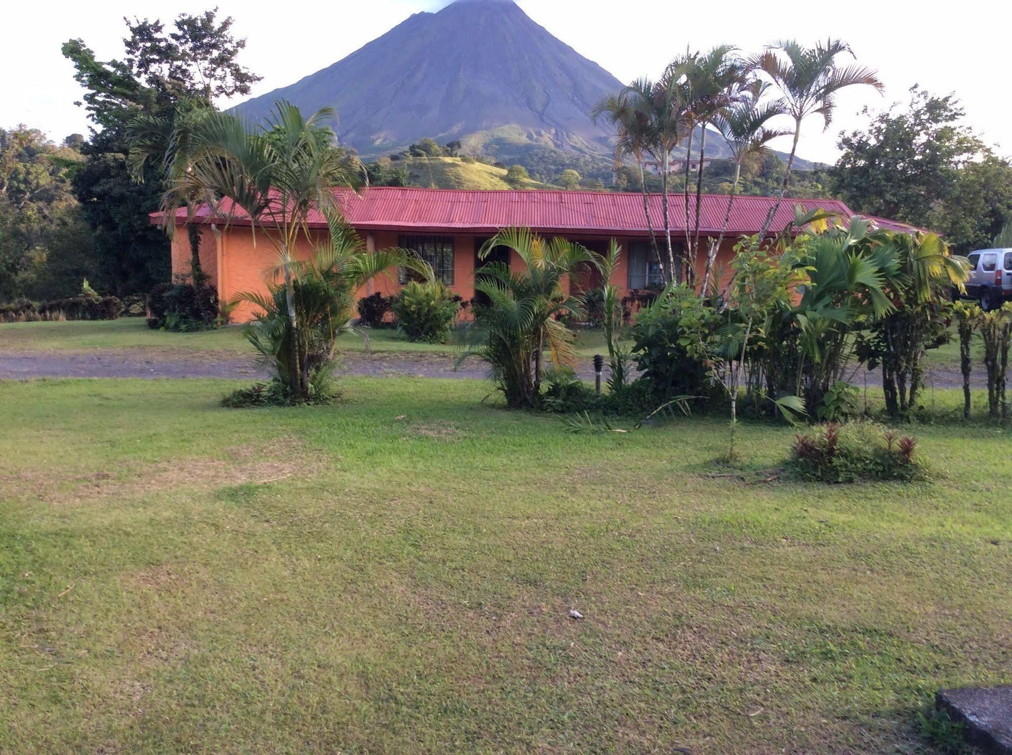 Cabinas Los Guayabos Hotel La Fortuna Kültér fotó
