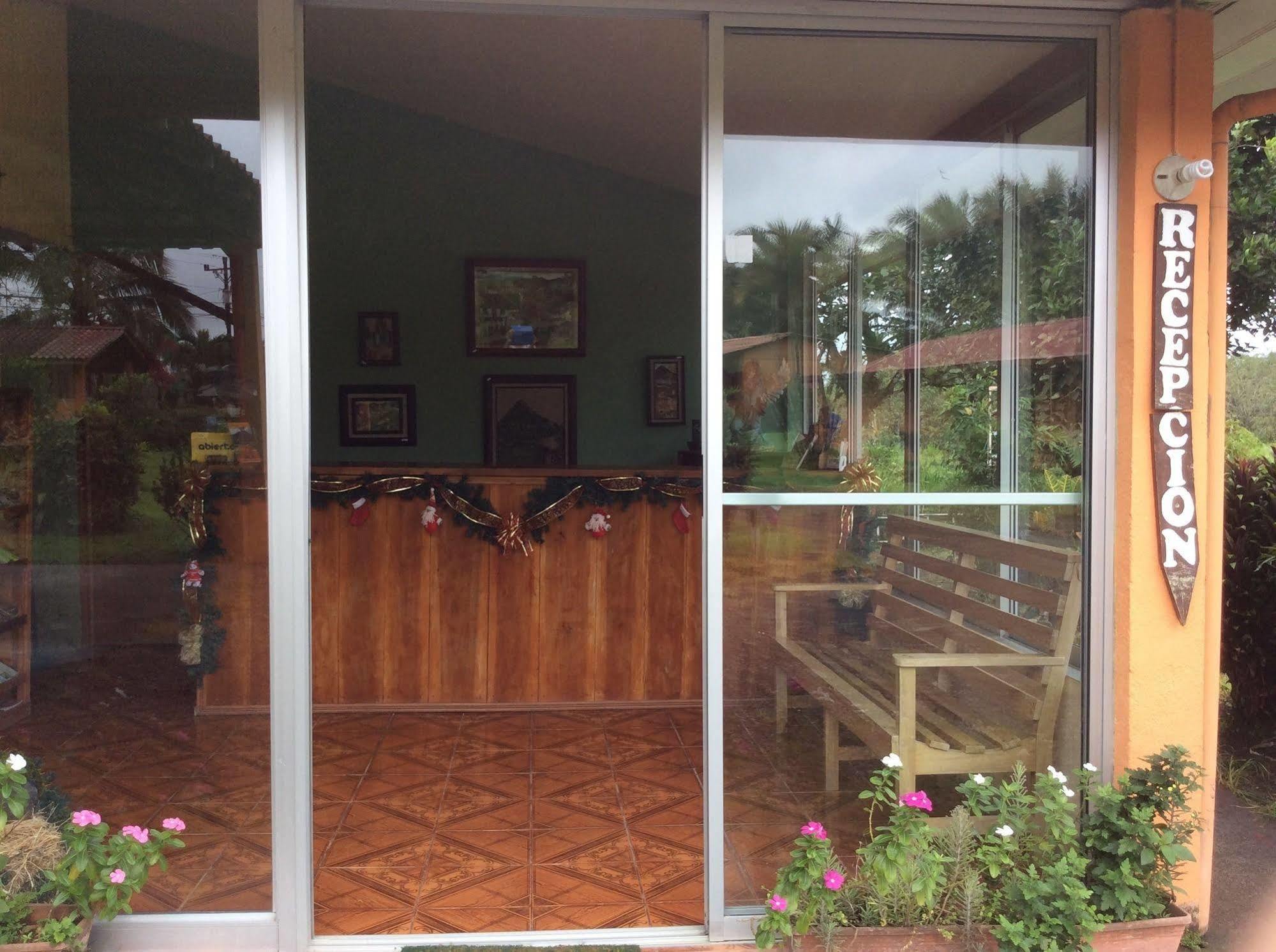 Cabinas Los Guayabos Hotel La Fortuna Kültér fotó