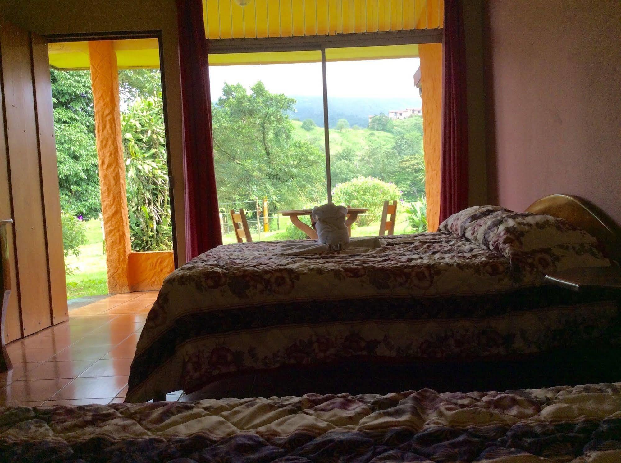 Cabinas Los Guayabos Hotel La Fortuna Kültér fotó