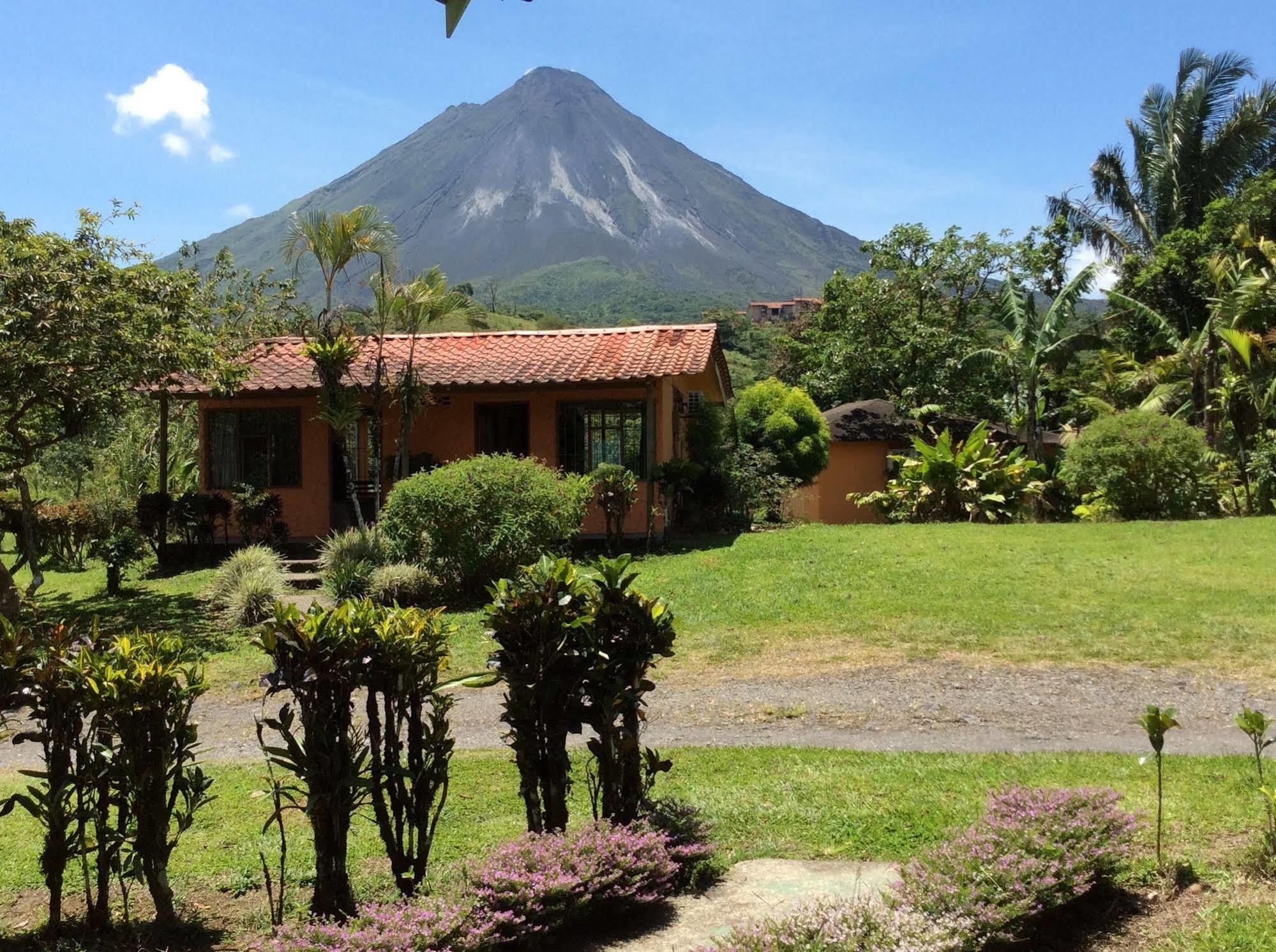 Cabinas Los Guayabos Hotel La Fortuna Kültér fotó