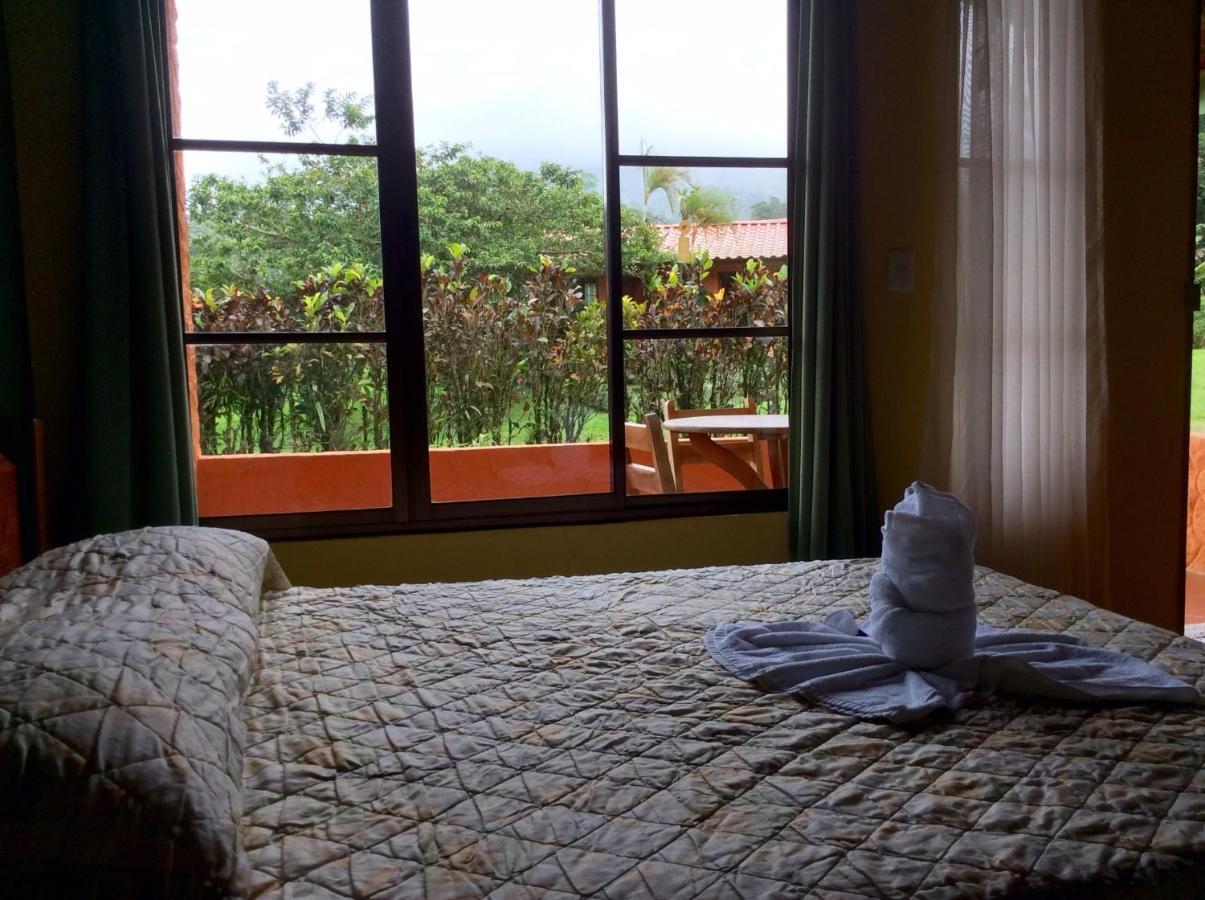 Cabinas Los Guayabos Hotel La Fortuna Kültér fotó